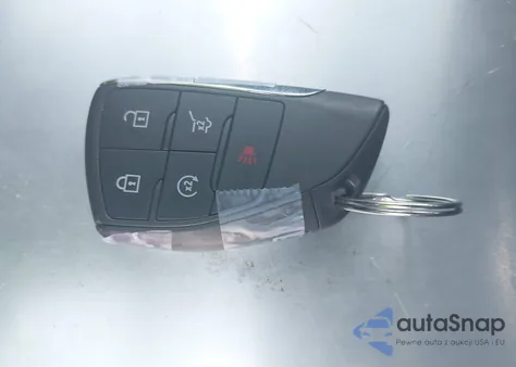 2025 Chevrolet Traverse Awd Z71 from USA, damaged, VIN 1GNEVJRS9SJ238550